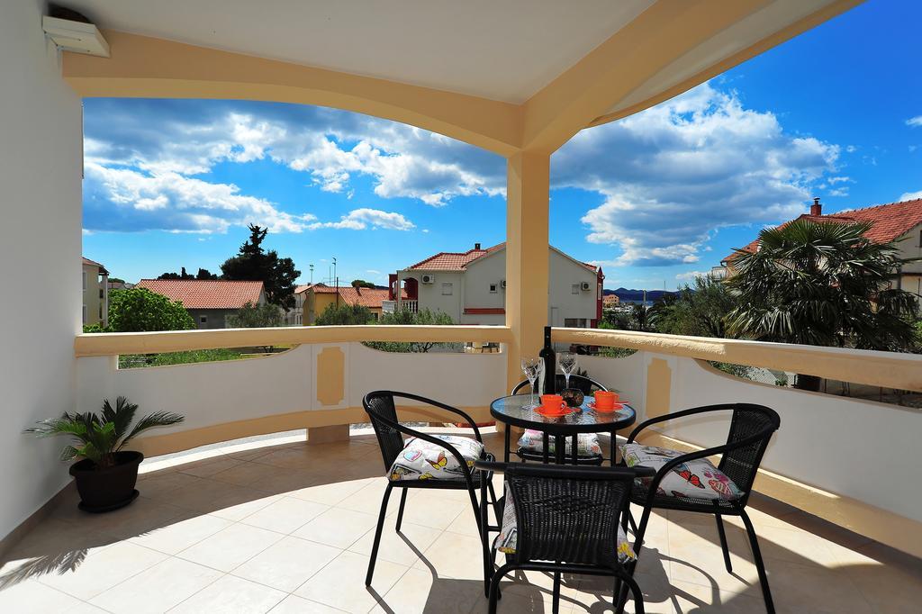 Apartments Ka - Ro Bibinje Phòng bức ảnh