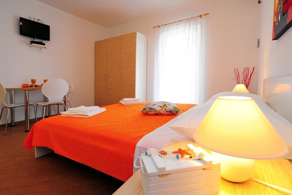 Apartments Ka - Ro Bibinje Phòng bức ảnh