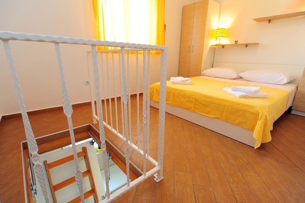 Apartments Ka - Ro Bibinje Phòng bức ảnh