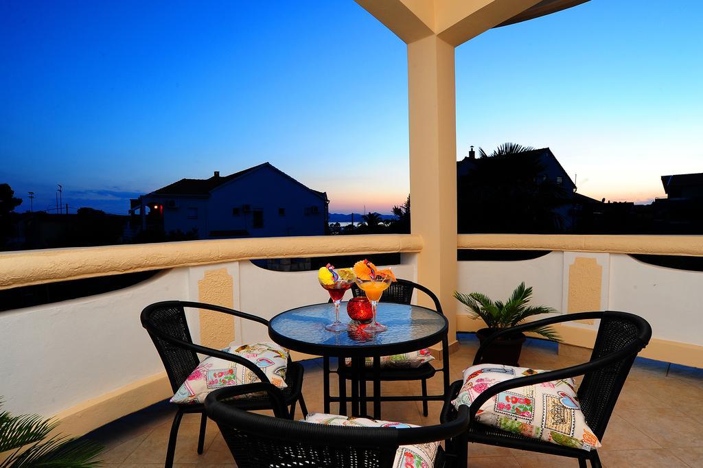 Apartments Ka - Ro Bibinje Phòng bức ảnh